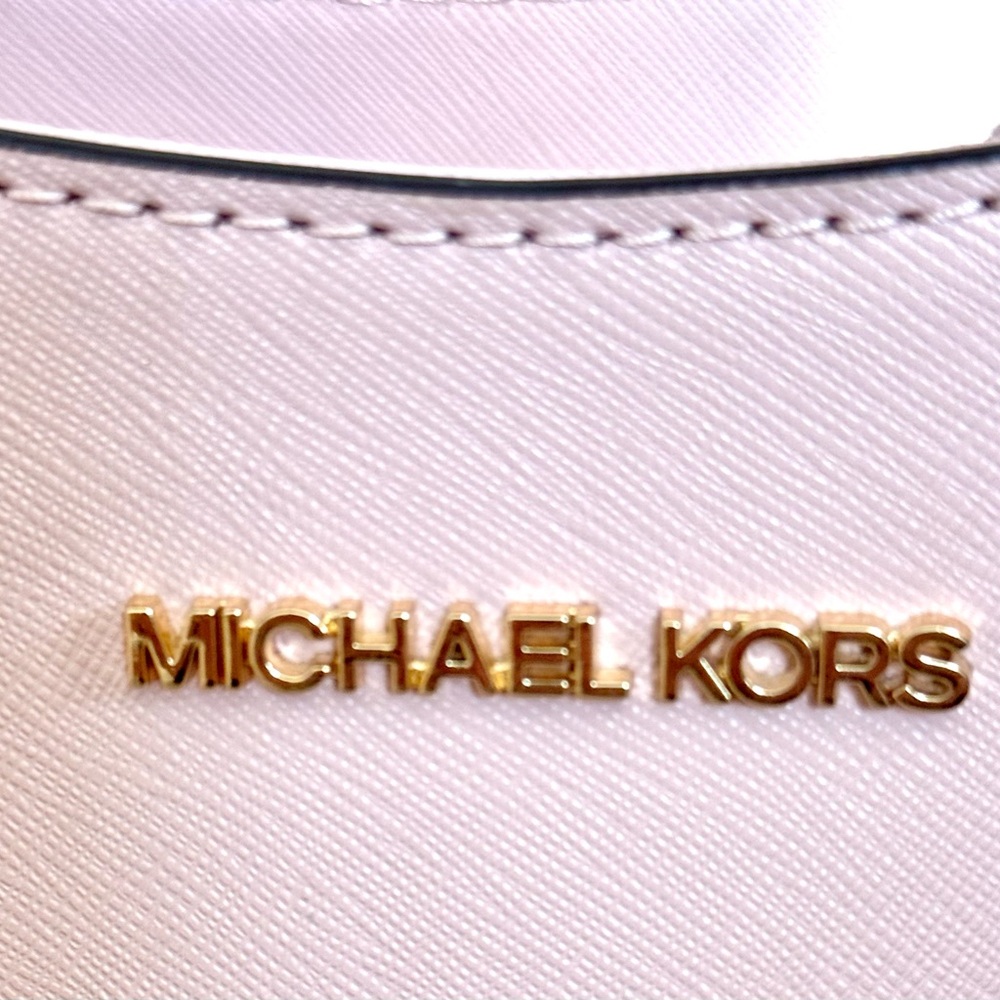 Michael Kors Jet Set Chain Tote – Blush Pink Saffiano Leather – Like New - Picture 4 of 11